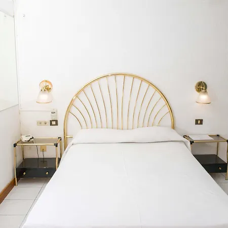 ホテル Atlantico Centro 2*